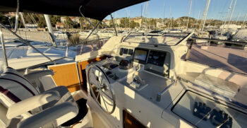 selene49